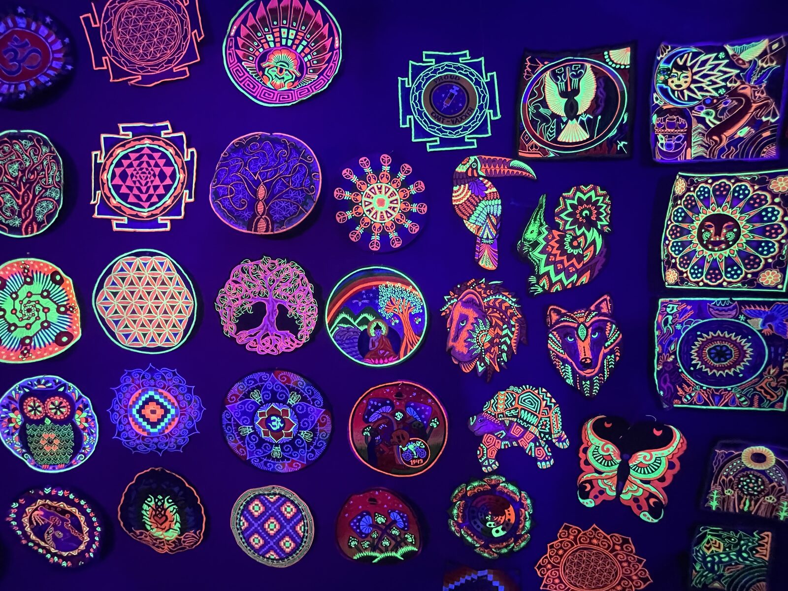 Wall mandala array