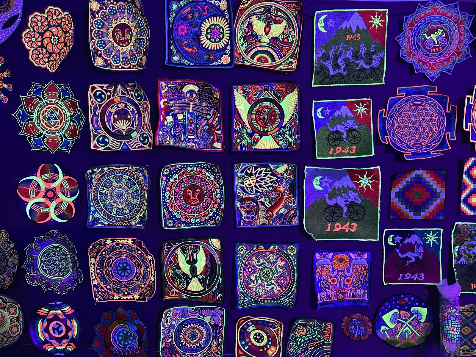 1943 mandala array